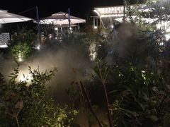 -墨居上隐·院子里火锅(峨眉店)