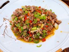 米椒滑兔-雨田饭店