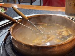 -阿山卓·野生菌火锅·纳西火塘烤肉