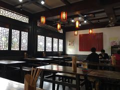 大堂-龙抄手(文殊坊店)