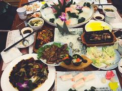 -青瓦餐厅·生鱼片·韩园烤肉(西塔店)