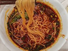 -李与白包子铺(桐梓林店)