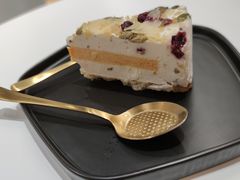 酸奶坚果挞-炖物24章·顺时轻养茶(杭州大厦店)