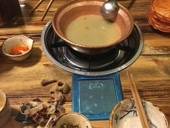 -阿婆情腊排骨火锅(金虹路店)