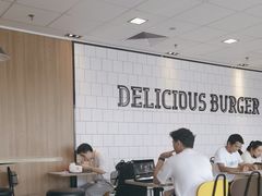 -麦当劳(世贸店)