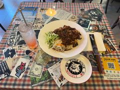 -鼓楼吃面·肉啃肉(南锣鼓巷店)