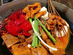 -四小区火锅·巷子里的重庆火锅(花照壁店)