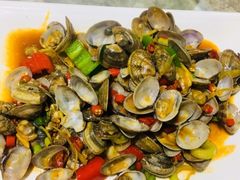 -亚龙湾8号(丁村万人海鲜广场店)