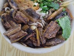 -铭记嘎洒生态鳝鱼(迎春街店)