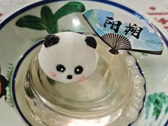 -刘姐啤酒鱼民族演艺餐厅(西街总店)