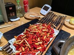 -一朵菌·野生菌探索家火锅(南亚店)
