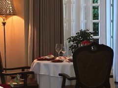 -La Villa French Restaurant