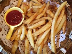 -SISTERS BAR RESTAURANT川意酒馆(嘉善老市H楼店)