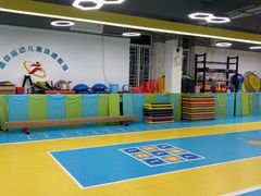 -逗你运动体能训练中心(冠城店)