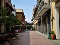 -王府井奥莱临潼小镇(临潼店)