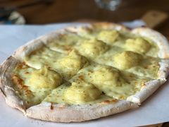 芝士榴莲披萨-LYFATTI 莱芙缇(赣水路店)