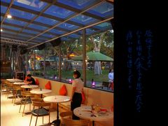 用餐区-玫瑰园餐厅