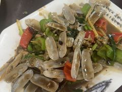 -岛中岛·海鲜大排档·万宁老字号(东澳店)
