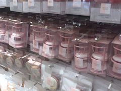 -名创优品(天津市河东万达广场店)
