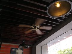 -喜茶(东莞雍华庭店)