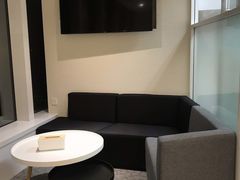 休息区-御金匠奢侈品维修保养(港汇恒隆店)