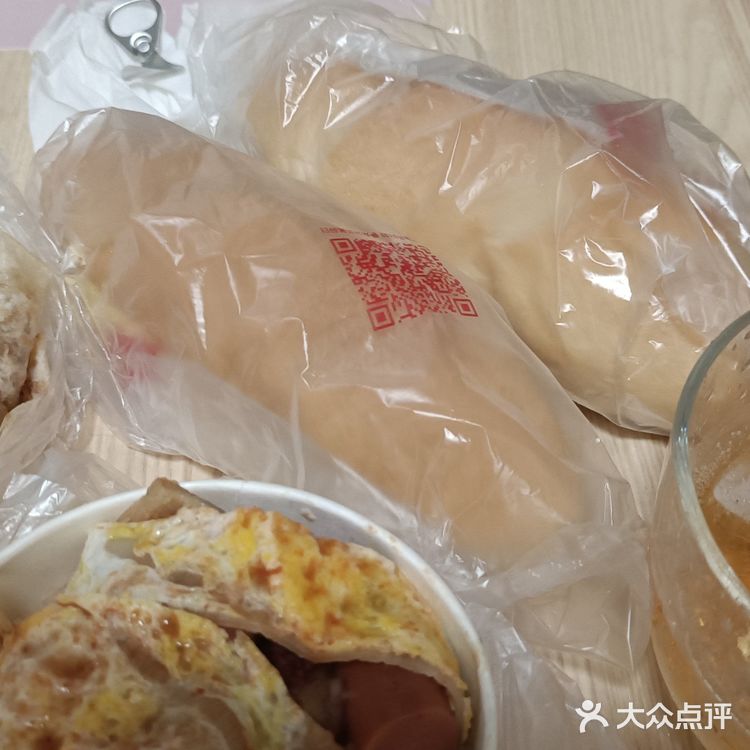 旁边阿叔抄的粉也超级香！