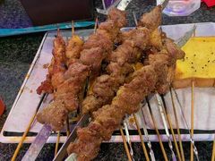 -路边边地标烧烤·川菜·小龙虾·音乐酒馆(良乡长虹店)