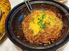 蟹黄粉丝煲-绿草地·湘菜(酃湖师院店)