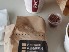 -肯德基(成山路地铁站店)