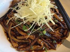 -吴越荣记苏州菜·松鼠桂鱼100%活鱼现做(斜塘老街店)