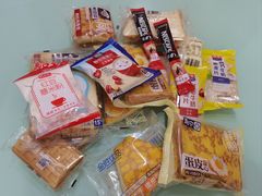 -赵一鸣零食(南京上元大街店)