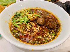 -李与白包子铺(桐梓林店)