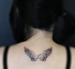 -越域刺青