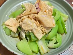 -凤阁楼果木烧鹅(鹤山陈山店)