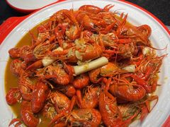 -谭公鱼头·鲜鱼火锅·小龙虾·江湖菜(秀沿路店)