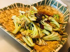 干煸有机花菜-乔阿马·江南味·驴肉香(龙湖华泾天街店)