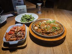 -蜜桃餐厅·伴山(湖滨商业街店)