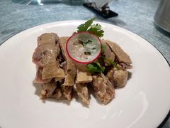 -侬佳蒸菜馆(听潮店)