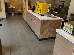 -麦当劳(乳山路店)