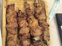 -乡村馕坑肉·烧烤·新疆菜·本地人更爱吃(阿勒泰首店)
