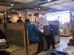-海底捞火锅(漕宝路店)