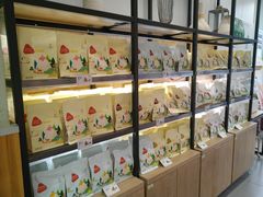 面包甜点陈列柜-仟吉(虎泉店)