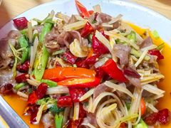 -大众跷脚牛肉馆·非遗传承单位(峨眉山店)