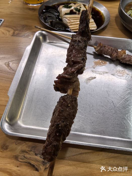 壹头蒜烧烤小院儿黑椒牛吊龙图片