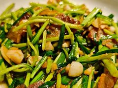 藜蒿炒腊肉-回家吃饭·地道南昌菜(建德观总店)