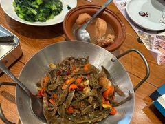 -黄泥岗·地道湖北菜(奥特莱斯店)