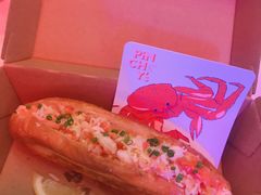 -Pinchy's Lobster & Champagne Bar