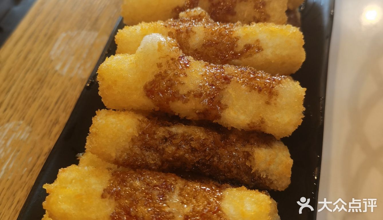 油条好评，跟以往吃的不同，这油条口感更厚实