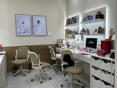 -HIMO海马体照相馆(上海华润CP静安店)