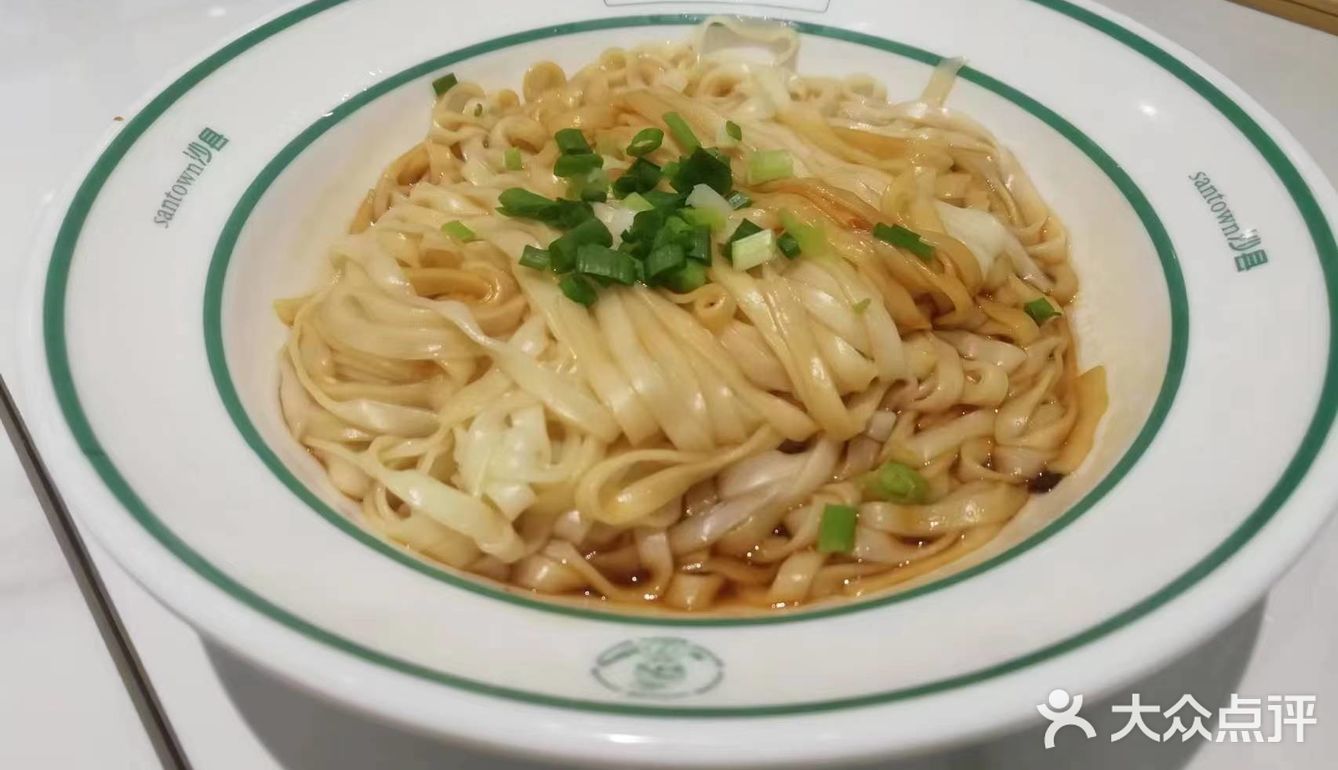 云吞面VS葱油面-佛山两种受欢迎的特色面食